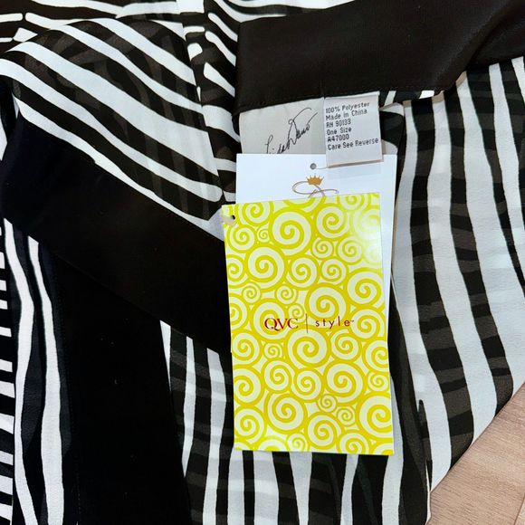 Linda Dano Vintage Black and White Zebra Print Shawl - New with Tags - Picture 9 of 10